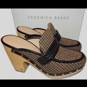 Veronica Beard Clogs